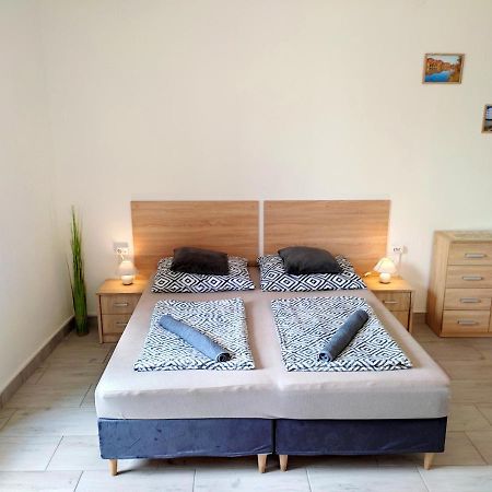 Panorama Apartman Vác Exteriér fotografie