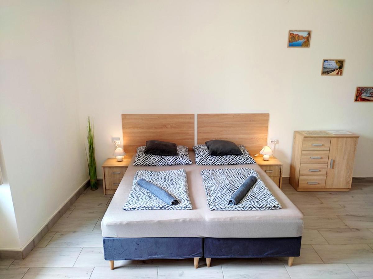 Panorama Apartman Vác Exteriér fotografie